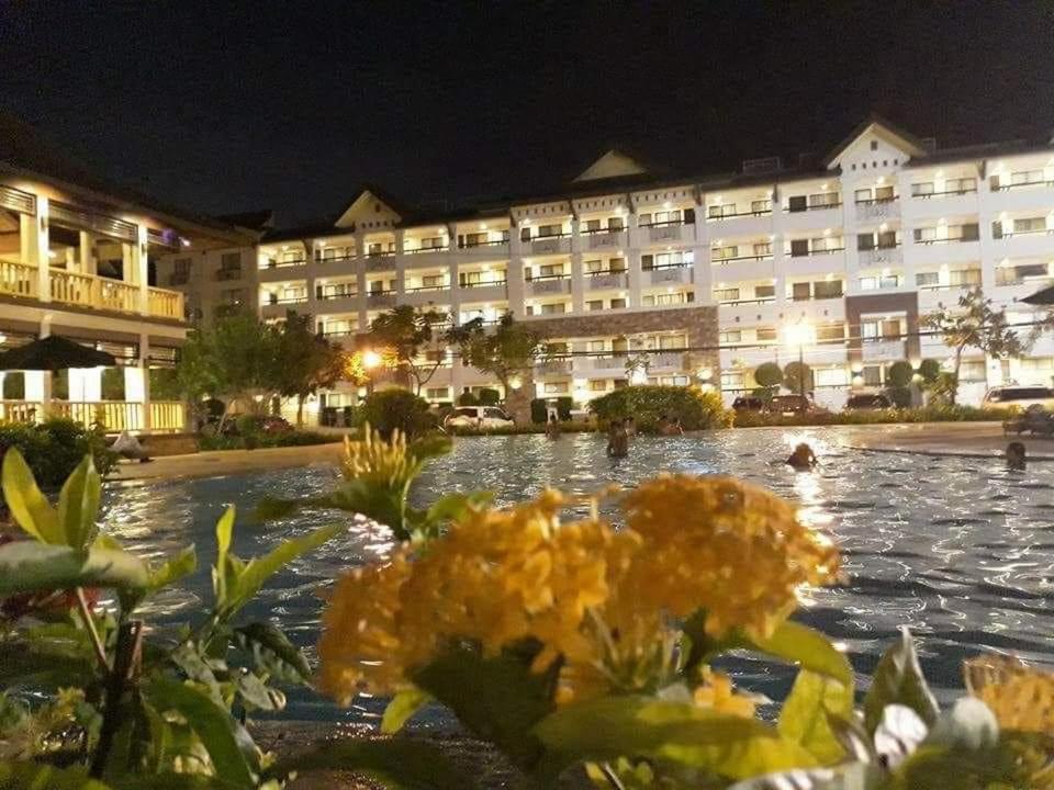 Ri'S One Oasis W Free Pool Back Of Sm City Mall Davao City Dış mekan fotoğraf